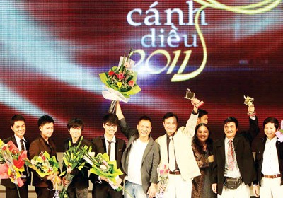 ‘Mui Co Chay’ wins best film prize at Kite Awards 2011 in Hanoi on March 17 (Photo: SGGP)